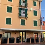 Aurora 酒店