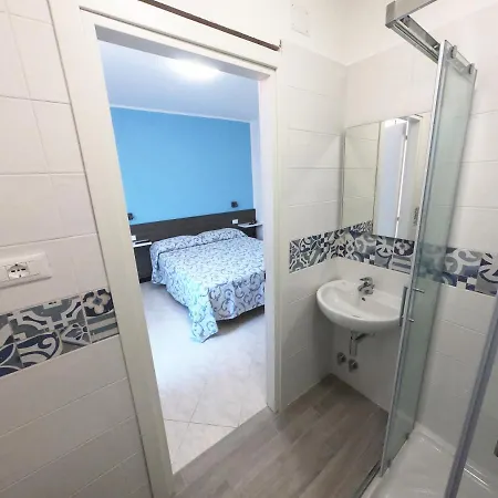 Aurora Hotel 3*