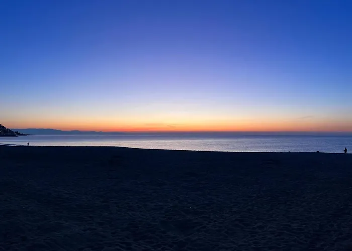 Отель Aurora Варацце