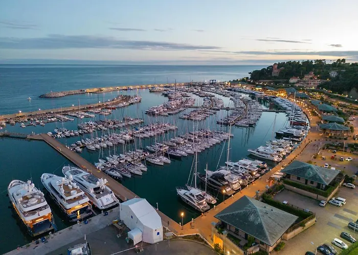 Aurora Варацце